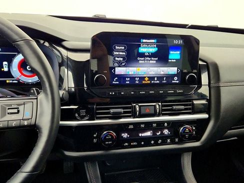 Used 2025 Nissan Pathfinder Platinum AWD/4WD image 18