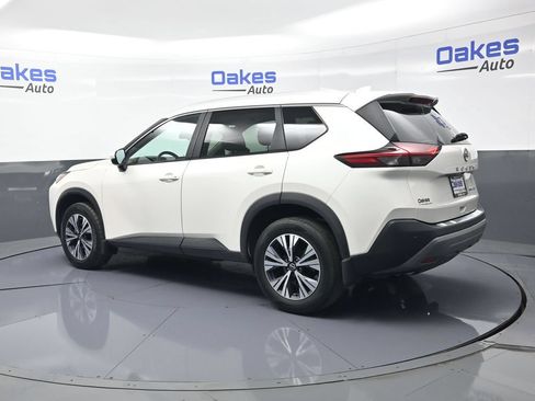 Used 2023 Nissan Rogue SV w/ SV Premium Package AWD/4WD image 6