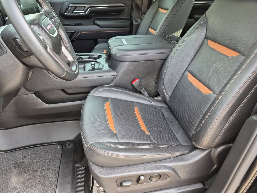Used 2024 GMC Sierra 2500 AT4 w/ AT4 Premium Plus Package AWD/4WD image 18