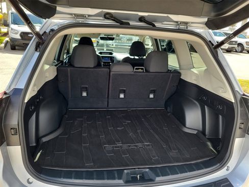 Used 2021 Subaru Forester Premium image 16