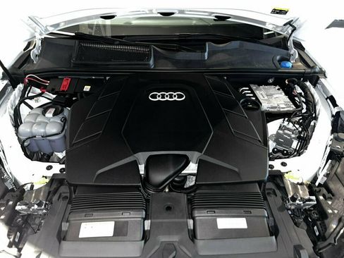 Used 2025 Audi Q7 3.0T Prestige w/ Prestige Package AWD/4WD image 9