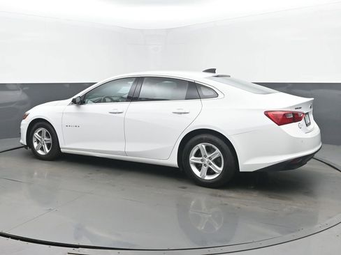 Used 2023 Chevrolet Malibu LS w/ Driver Confidence Package image 3