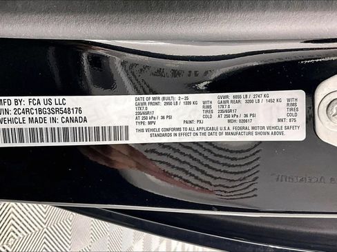 Used 2025 Chrysler Pacifica Select FWD image 36