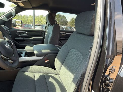New 2026 RAM 1500 Big Horn AWD/4WD image 17