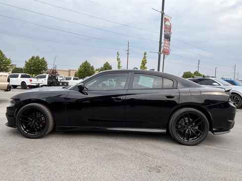 Used 2019 Dodge Charger R/T RWD image 8