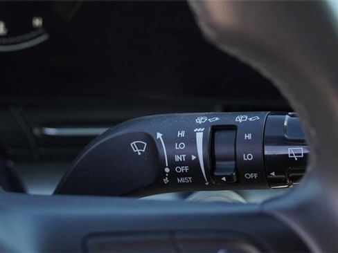 Used 2024 Hyundai Kona SEL image 30