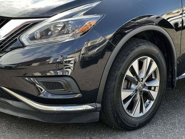 Used 2018 Nissan Murano S AWD/4WD image 5