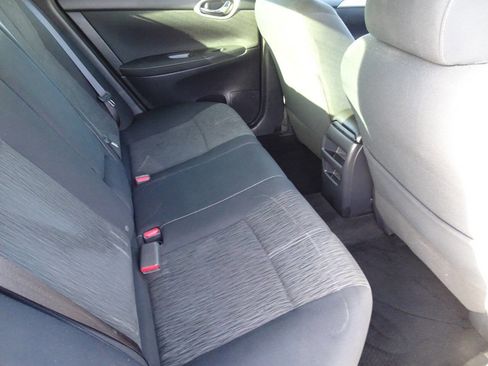 Used 2015 Nissan Sentra SV w/ Style Package image 19