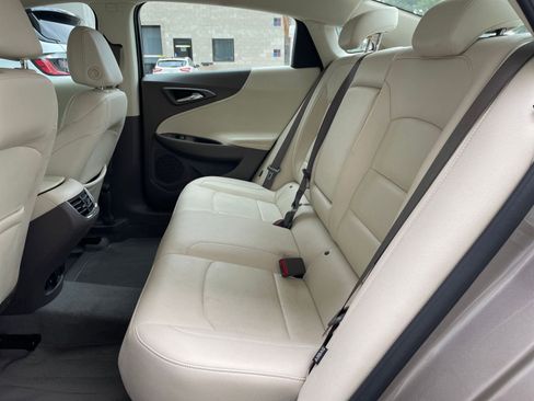 Used 2024 Chevrolet Malibu LT image 25