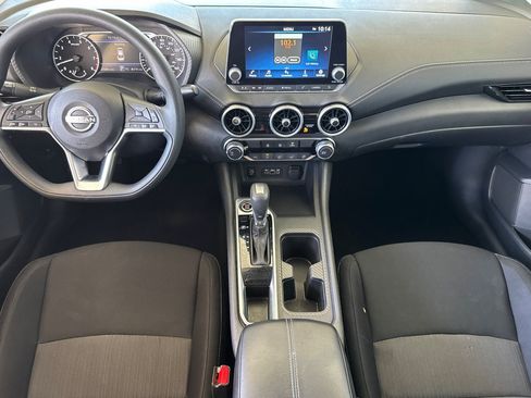 Used 2025 Nissan Sentra SV FWD image 16