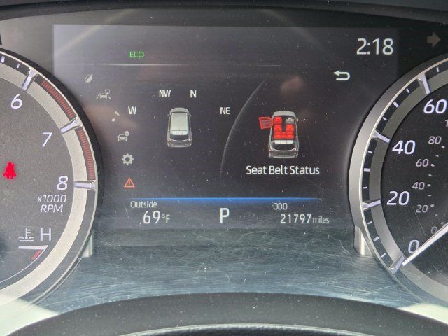 Used 2023 Toyota Highlander XLE FWD image 14