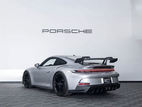 Certified 2024 Porsche 911 GT3 RWD image 3