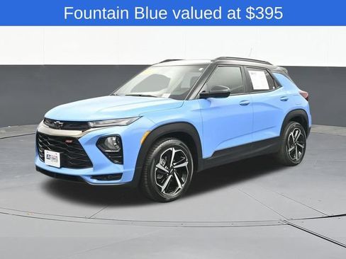 Used 2023 Chevrolet TrailBlazer RS w/ Sun and Liftgate Package FWD image 4