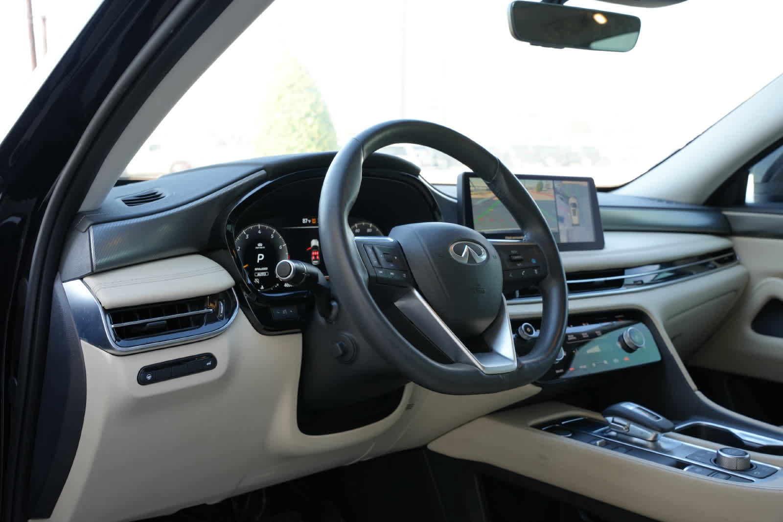 Used 2023 INFINITI QX60 Luxe w/ Cargo Package AWD/4WD image 14