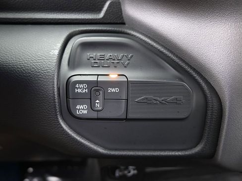 Used 2024 RAM 2500 Big Horn image 28