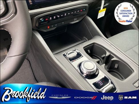 New 2026 Jeep Cherokee Laredo AWD/4WD image 25