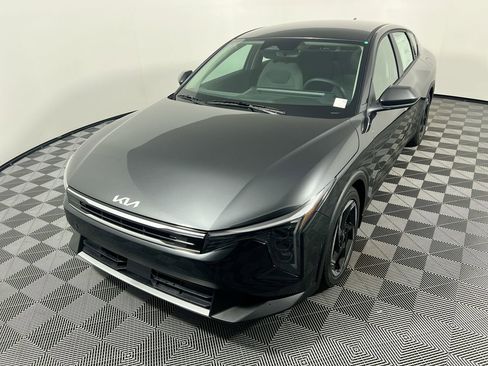 New 2025 Kia K4 EX image 8