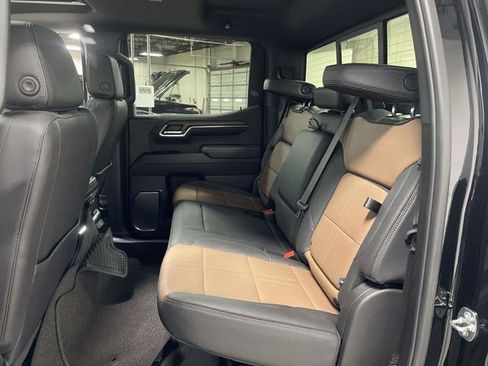 Used 2024 Chevrolet Silverado 1500 High Country w/ Technology Package image 23