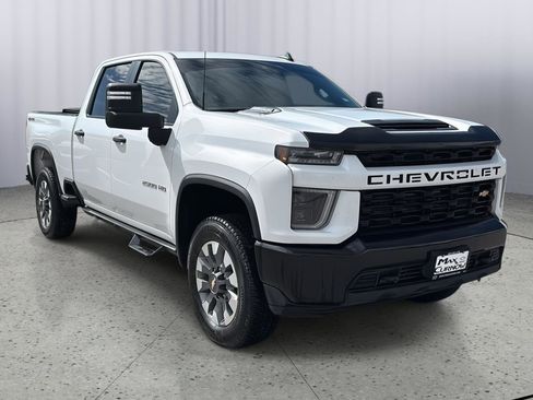 Used 2021 Chevrolet Silverado 2500 Custom w/ Custom Value Package image 8