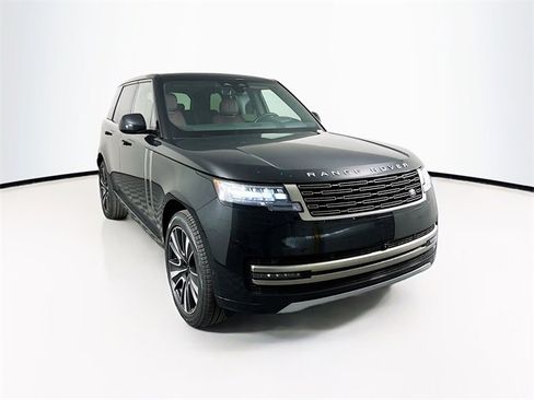 New 2026 Land Rover Range Rover SE image 3
