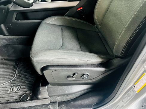 Used 2021 RAM 1500 Big Horn image 13