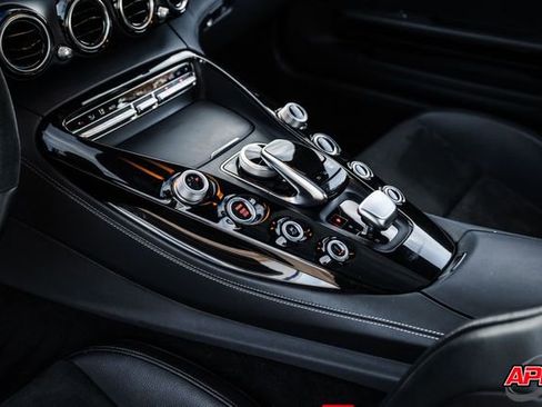 Used 2017 Mercedes-Benz AMG GT Coupe image 18