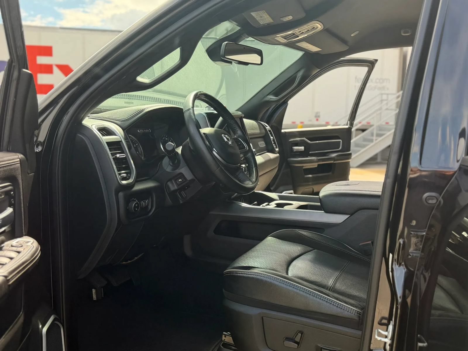 Used 2020 RAM 2500 Laramie w/ Night Edition AWD/4WD image 23