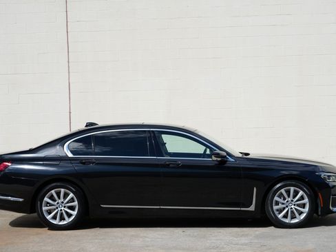Used 2021 BMW 740i xDrive AWD/4WD image 55