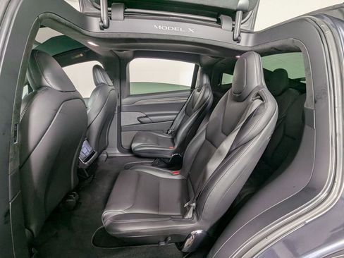 Used 2023 Tesla Model X image 16