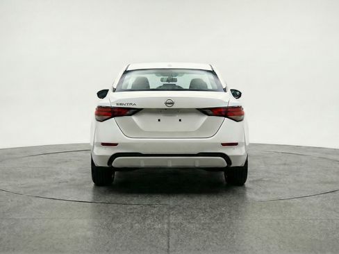 Used 2025 Nissan Sentra SV image 7