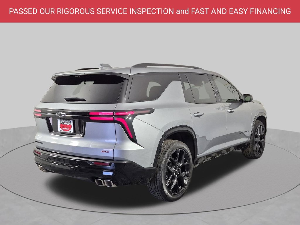 Used 2026 Chevrolet Traverse RS FWD image 4