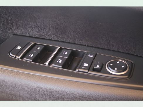 Used 2023 Kia Forte LXS image 29