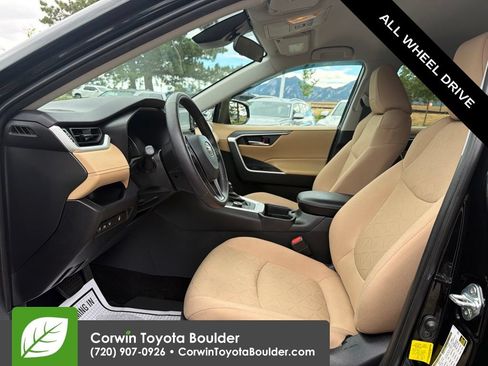 Used 2021 Toyota RAV4 XLE w/ XLE Grade Weather Package AWD/4WD image 24