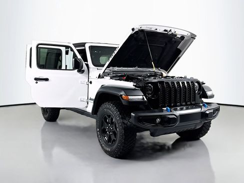 Used 2023 Jeep Wrangler Unlimited w/ Cold Weather Group AWD/4WD image 25