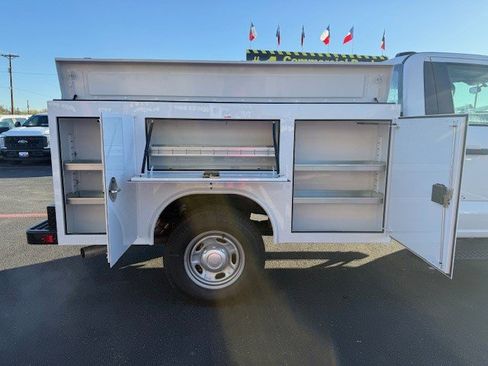 New 2026 Ford F250 XL image 9