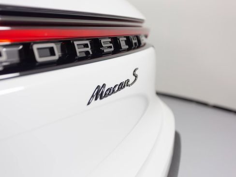 New 2026 Porsche Macan S image 36