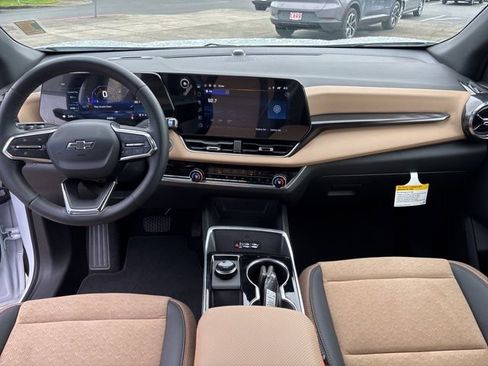 New 2026 Chevrolet Equinox ACTIV FWD image 13