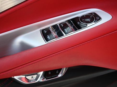 Used 2022 Chevrolet Corvette Stingray Preferred Conv w/ Z51 Performance Package image 25