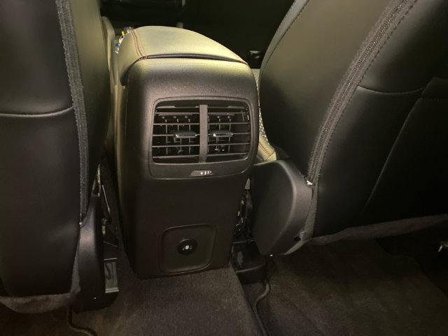 Used 2024 Ford Escape ST-Line w/ Tech Pack #1 AWD/4WD image 28