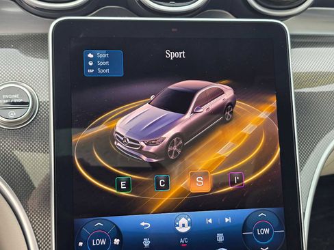 Used 2025 Mercedes-Benz C 300 Sedan image 32