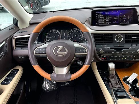 Used 2017 Lexus RX 350 FWD w/ Premium Package image 6