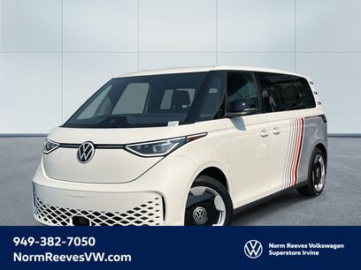 New 2025 Volkswagen ID. Buzz Pro S