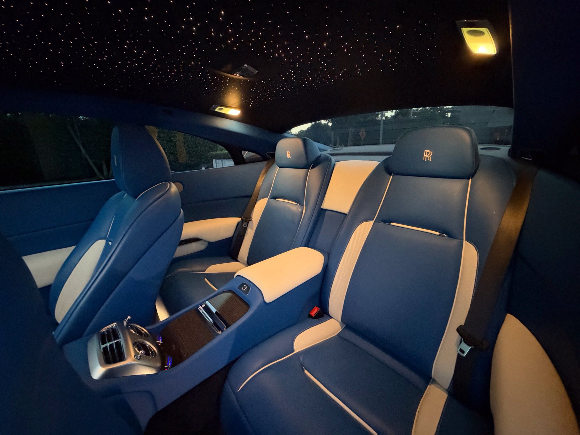 Used 2015 Rolls-Royce Wraith RWD image 9