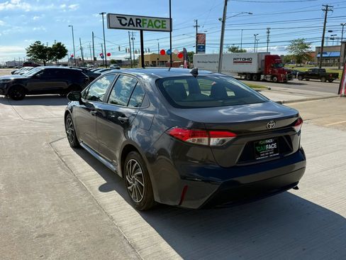 Used 2024 Toyota Corolla LE w/ LE Convenience Package AWD/4WD image 9