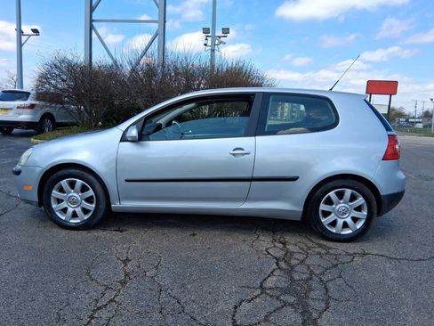 Used 2009 Volkswagen Rabbit S image 5