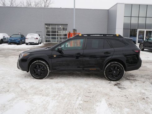 Used 2023 Subaru Outback Wilderness image 4
