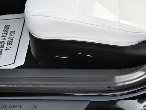 Used 2023 Tesla Model 3 Standard Range RWD image 16