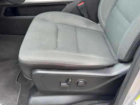 Used 2023 RAM 1500 Big Horn AWD/4WD image 24