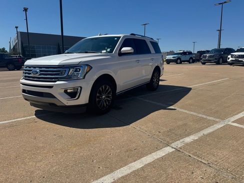 Used 2019 Ford Expedition Limited w/ Equipment Group 301A AWD/4WD image 1