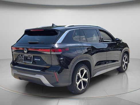 Certified 2026 Volkswagen Tiguan SE w/ Panoramic Sunroof Package FWD image 7